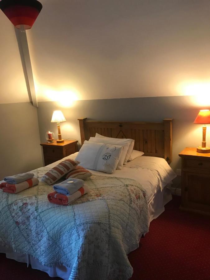 Aurora House Bed And Breakfast Атай Экстерьер фото