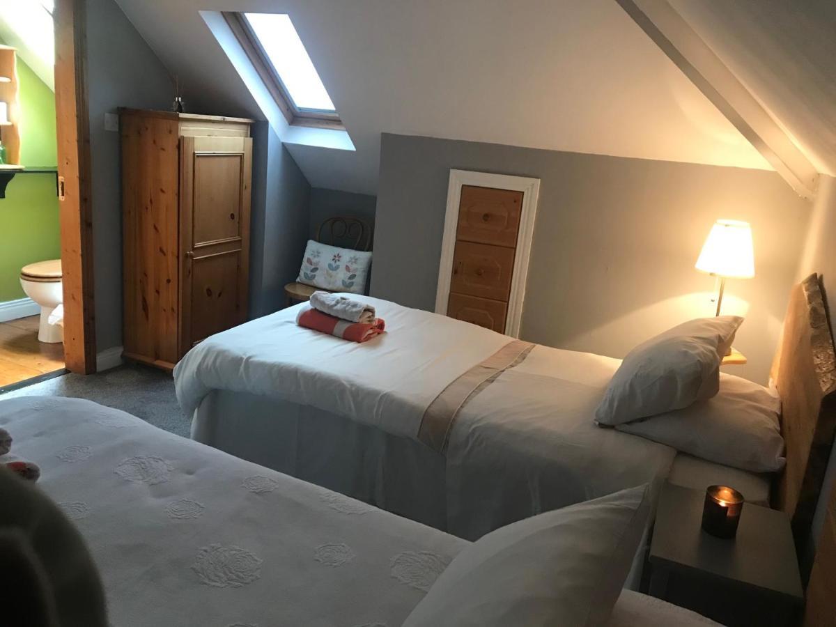 Aurora House Bed And Breakfast Атай Экстерьер фото